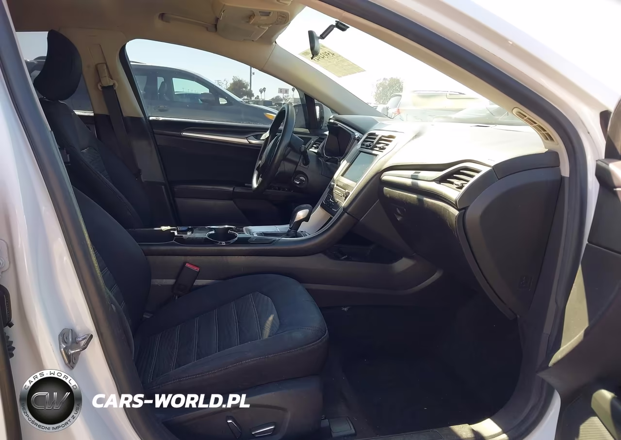 2016 Ford Fusion Se VIN:3FA6P0H75GR225456 - 5