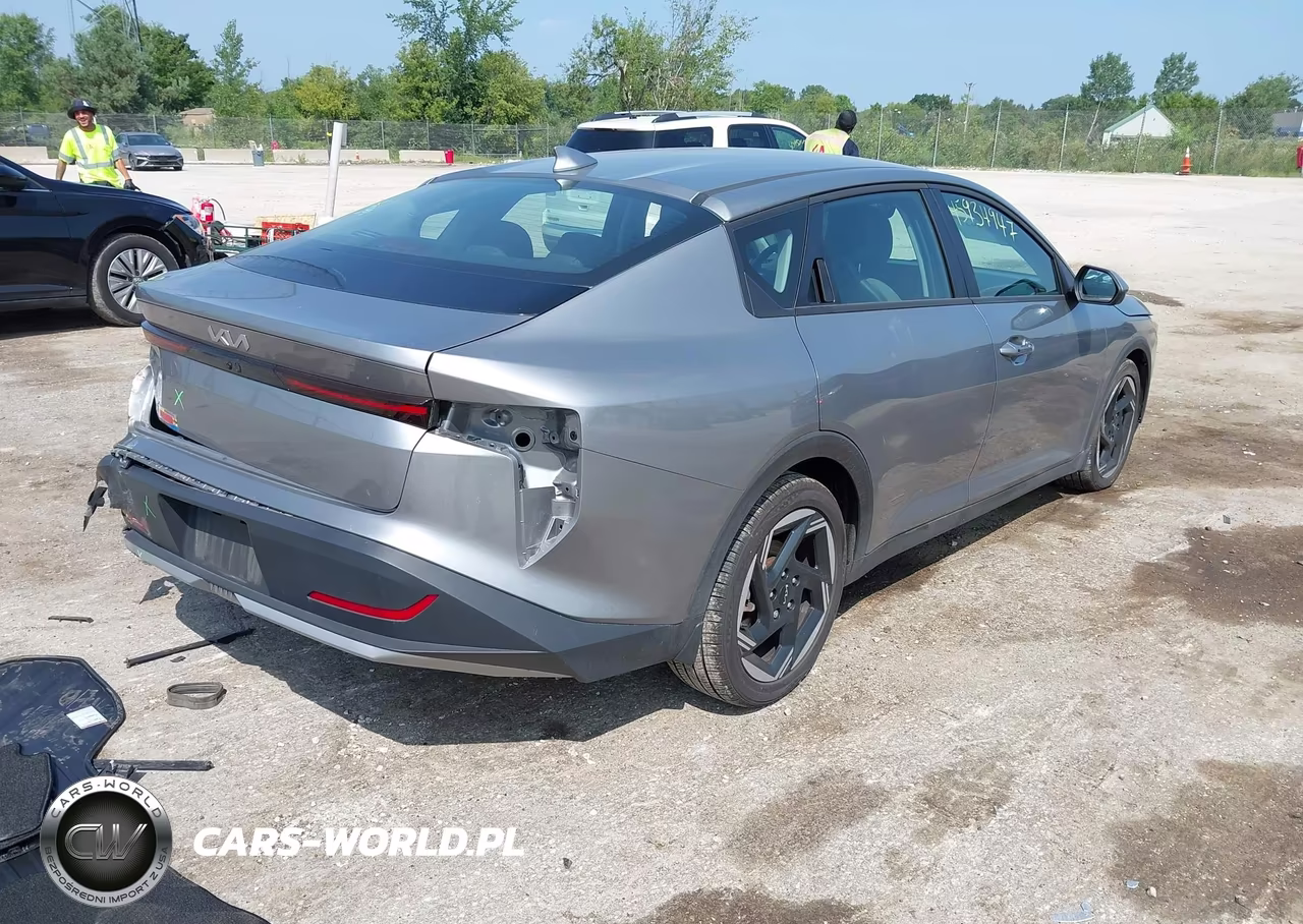 2025 Kia K4 Ex VIN:3KPFU4DE9SE144832 - 4