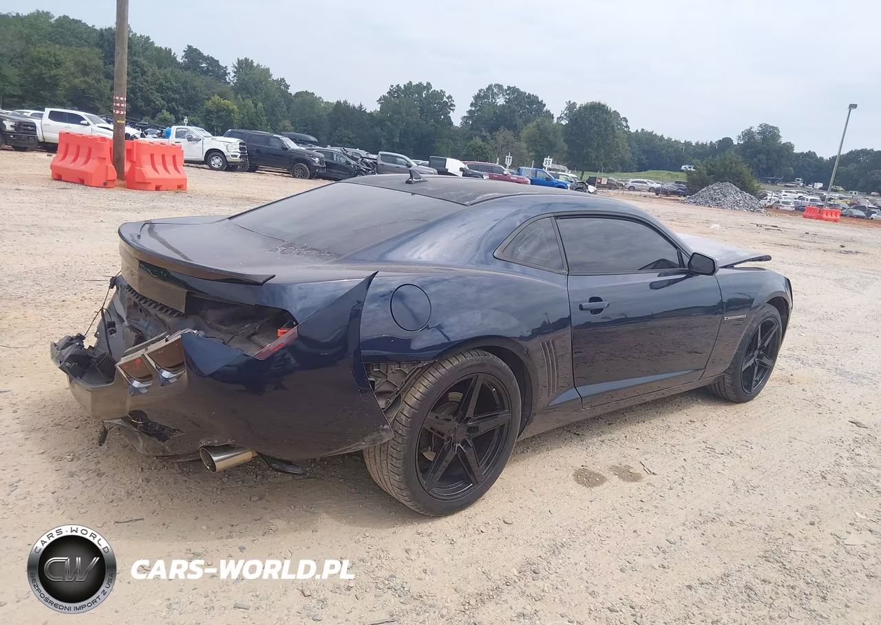 2012 Chevrolet Camaro 2Ls VIN:2G1FA1E38C9171744 - 4