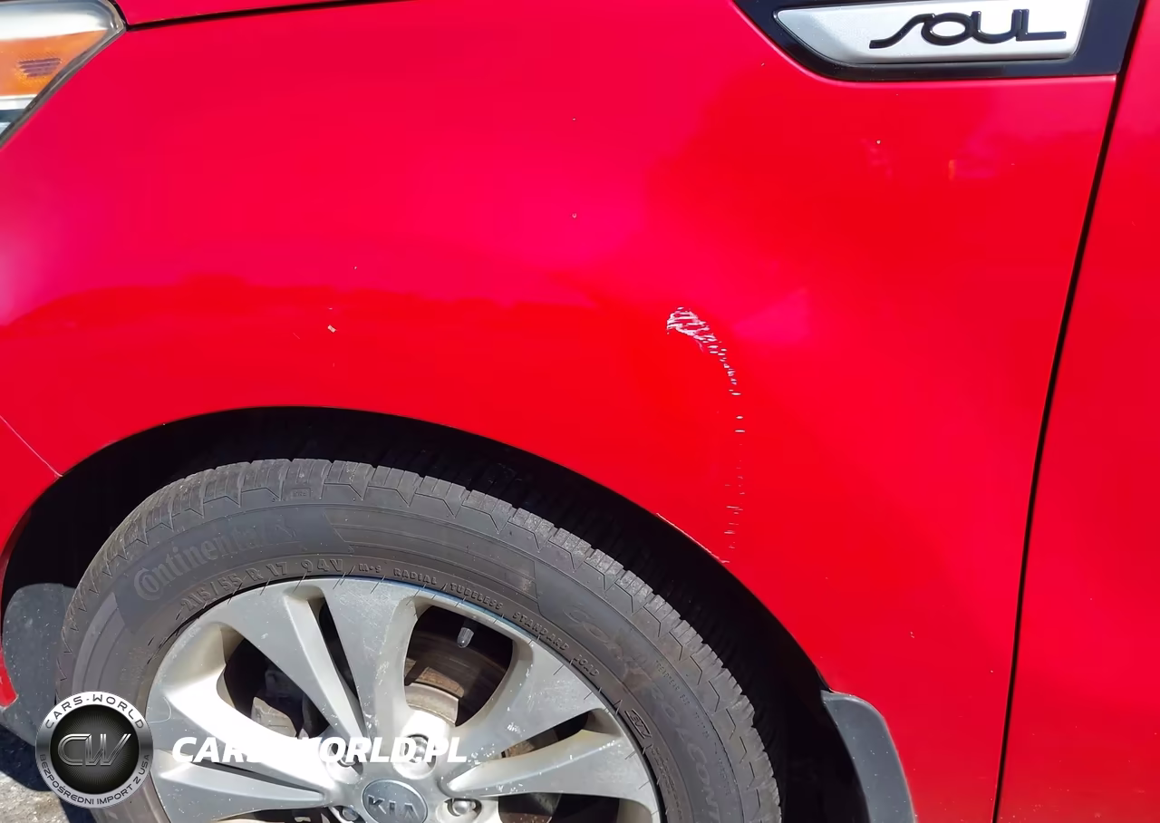2015 Kia Soul + VIN:KNDJP3A55F7817055 - 6