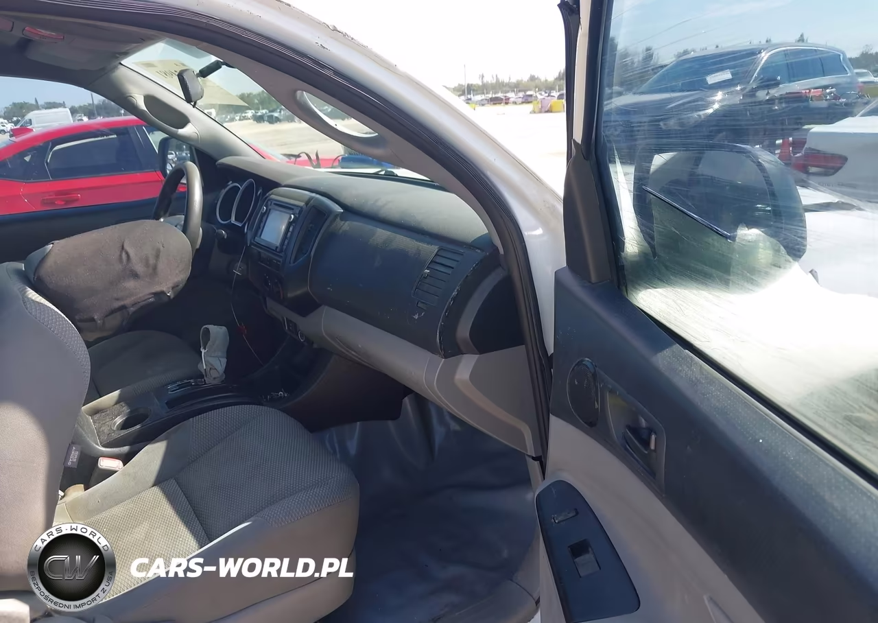 2014 Toyota Tacoma VIN:5TFTX4CN9EX039661 - 5