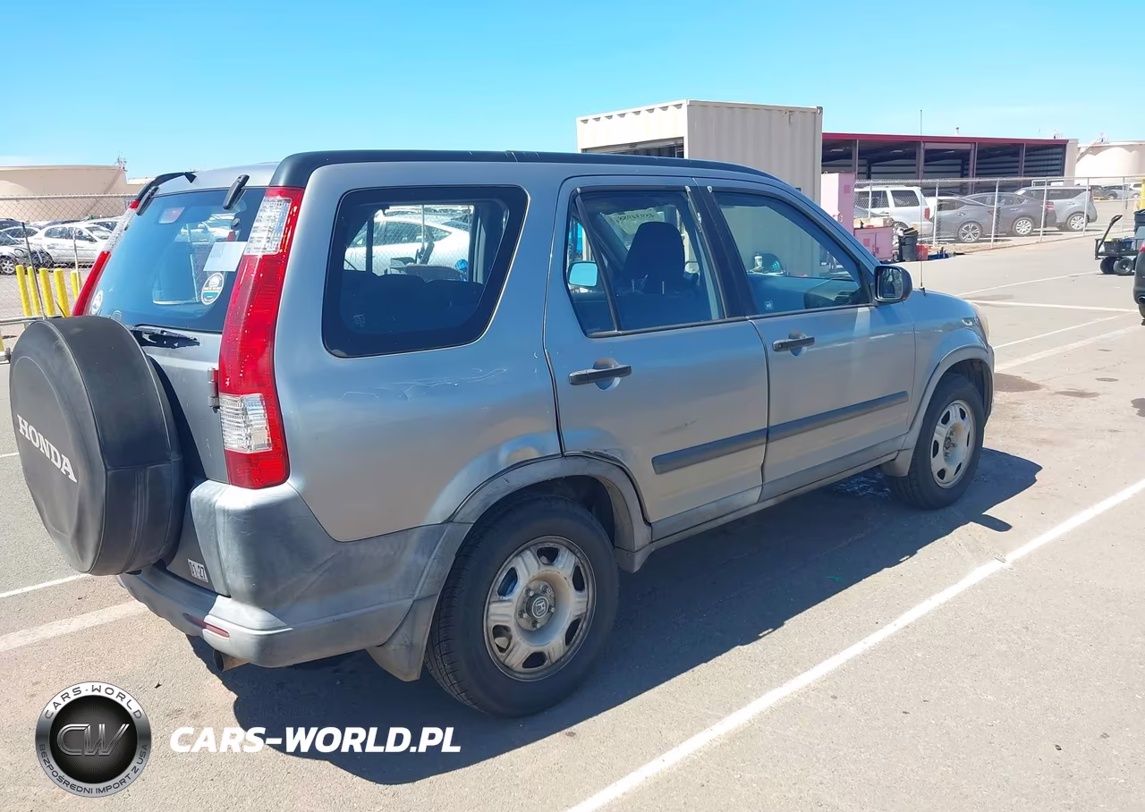 2005 Honda Cr-V Lx VIN:JHLRD685X5C020120 - 4