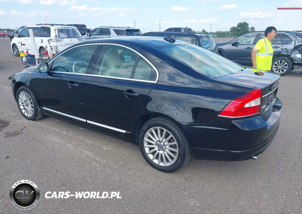 2013 Volvo S80 3.2L-3.2L Platinum-3.2L Premier Plus VIN:YV1940AS3D1170083 - 3