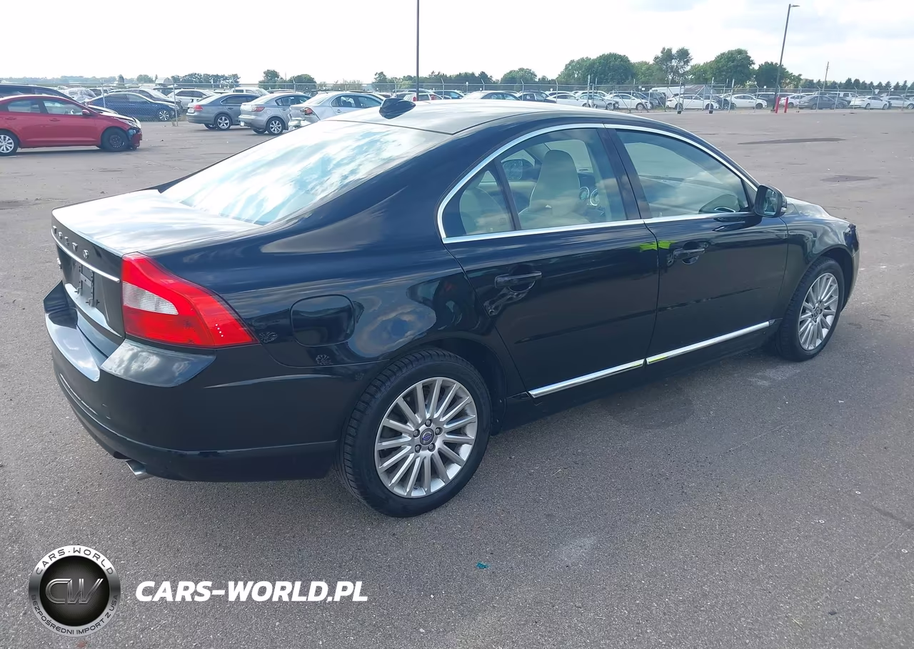 2013 Volvo S80 3.2L-3.2L Platinum-3.2L Premier Plus VIN:YV1940AS3D1170083 - 4