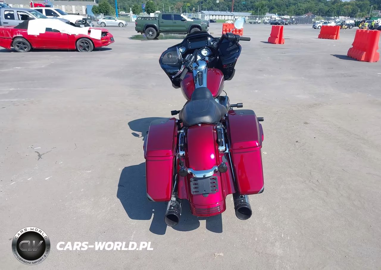 2017 Harley-Davidson Fltrxs Road Glide Special VIN:1HD1KTC11HB661846 - 6