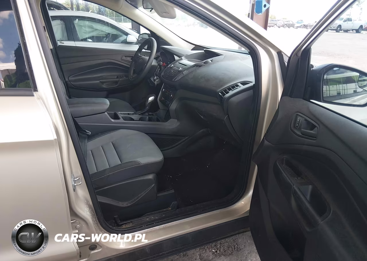 2018 Ford Escape S VIN:1FMCU0F77JUD54335 - 5