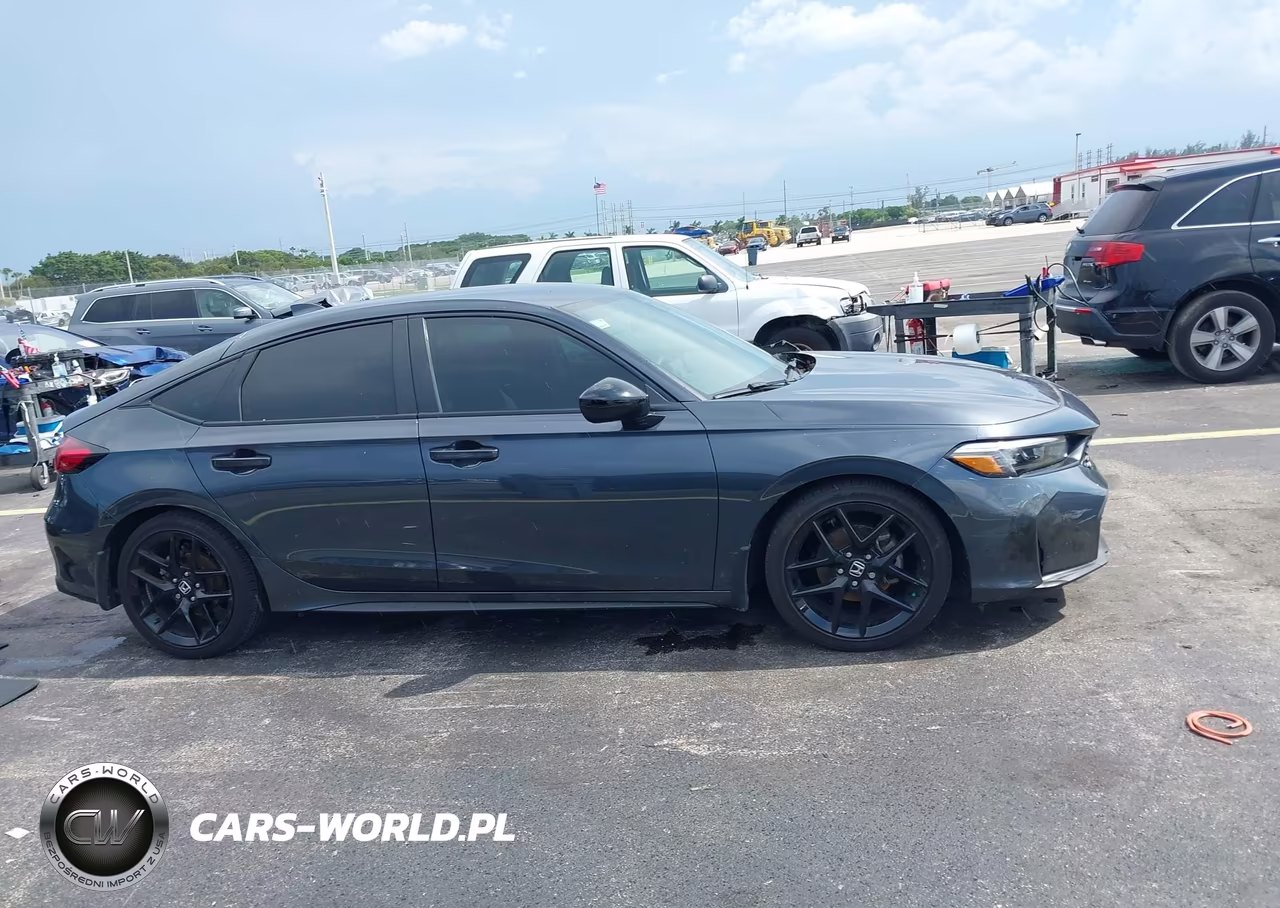 2025 Honda Civic Sedan Sport VIN:19XFL2H87SE033286 - 13