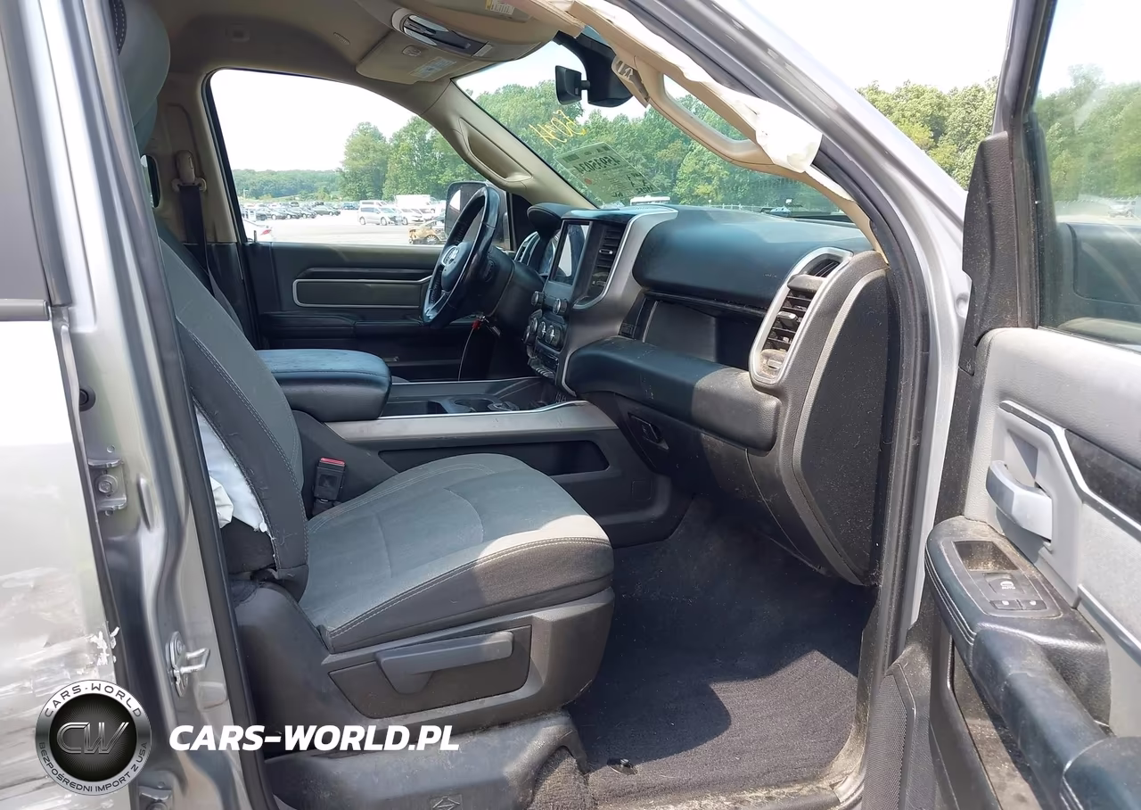 2019 Ram 2500 Big Horn 4X4 8' Box VIN:3C6UR5JJ4KG707524 - 5