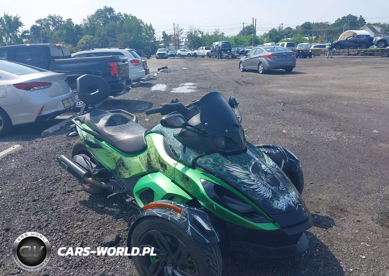 2013 Can-Am Spyder Roadster Rs-Rs-S