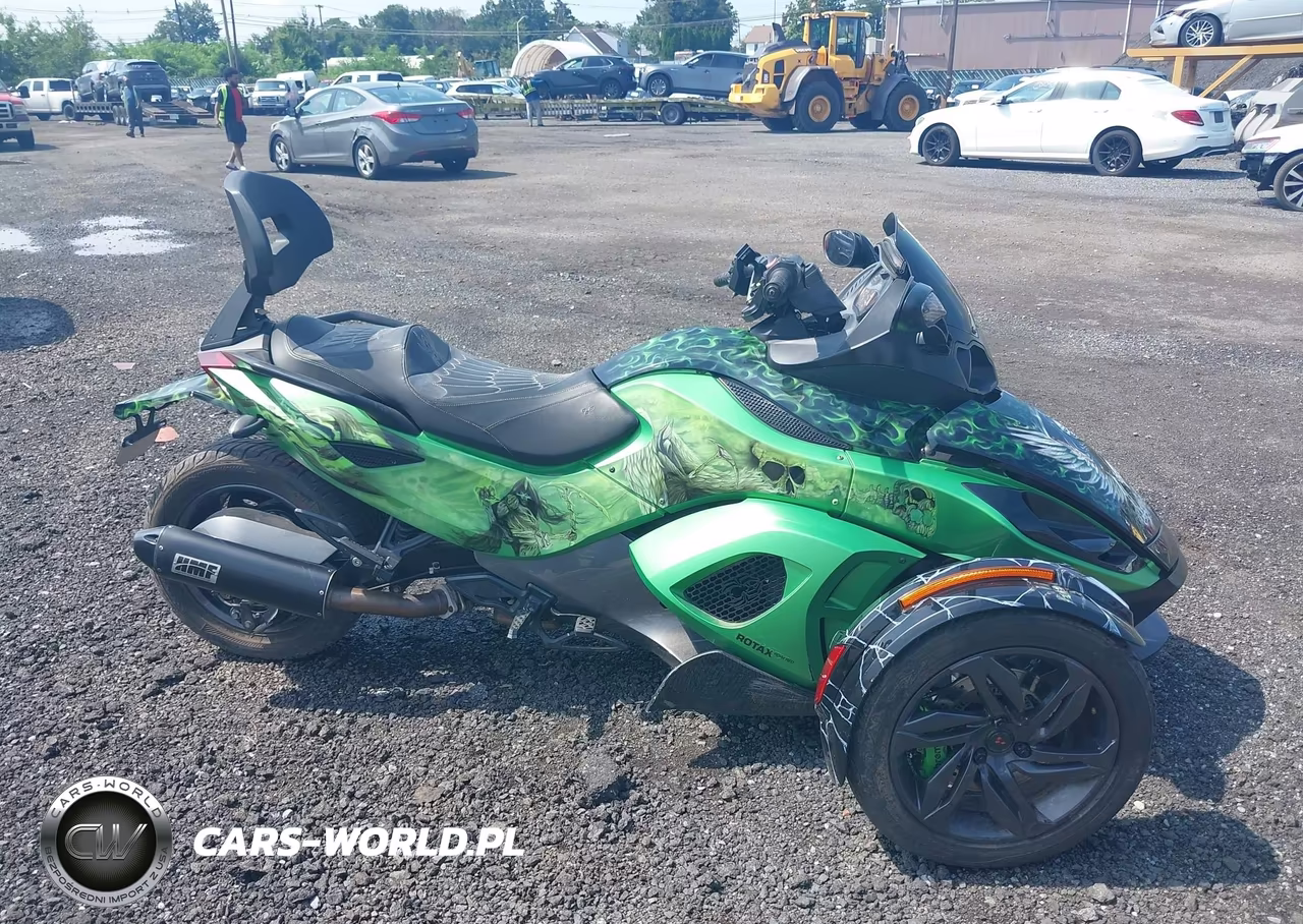 2013 Can-Am Spyder Roadster Rs-Rs-S VIN:2BXNABC18DV000981 - 12