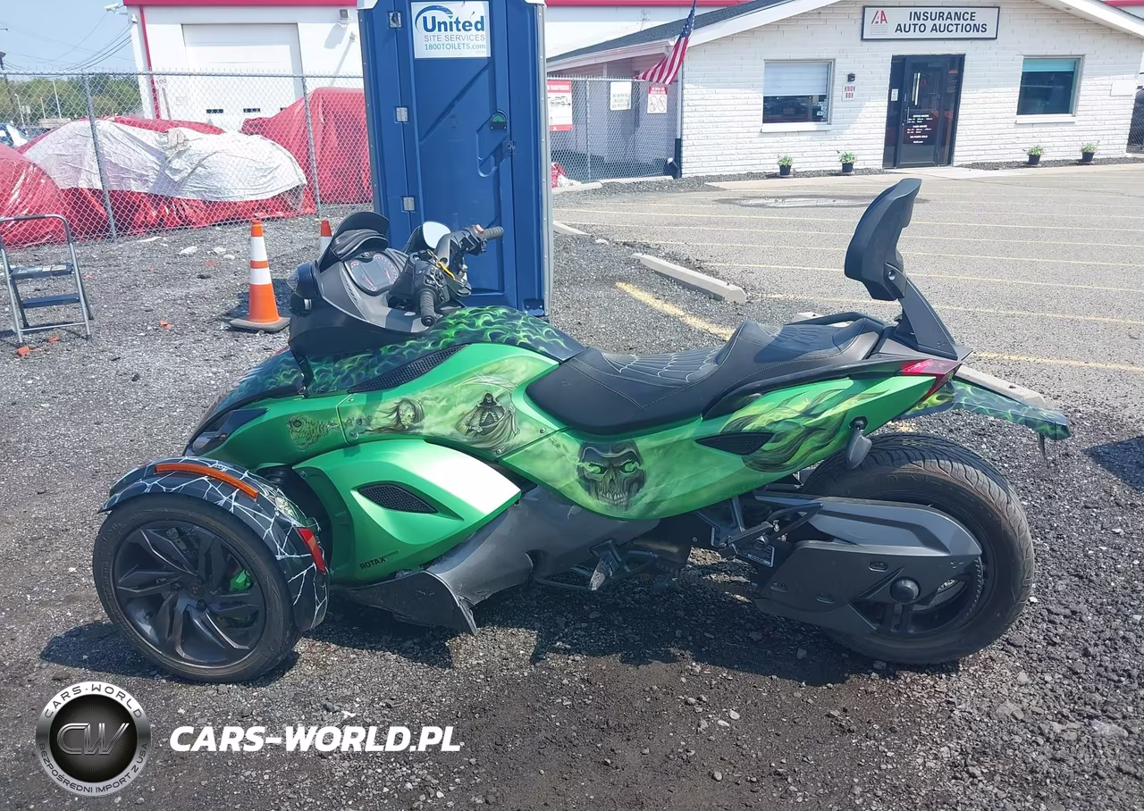 2013 Can-Am Spyder Roadster Rs-Rs-S VIN:2BXNABC18DV000981 - 13
