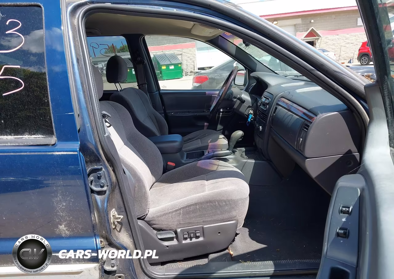 2000 Jeep Grand Cherokee Laredo VIN:1J4GW48S8YC174719 - 5