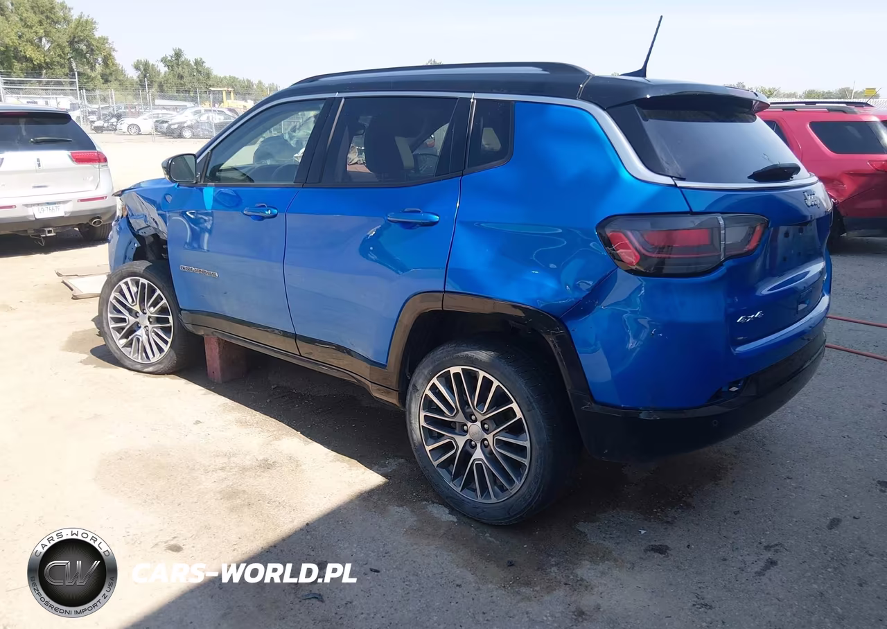 2022 Jeep Compass Limited 4X4 VIN:3C4NJDCB2NT148281 - 3