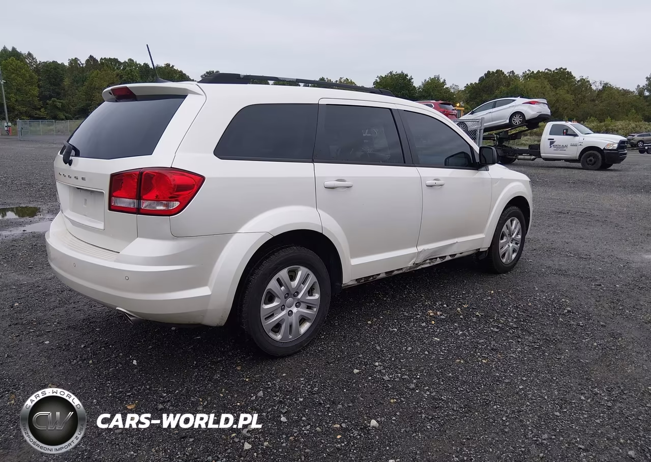 2018 Dodge Journey Se Awd VIN:3C4PDDAG5JT512573 - 4