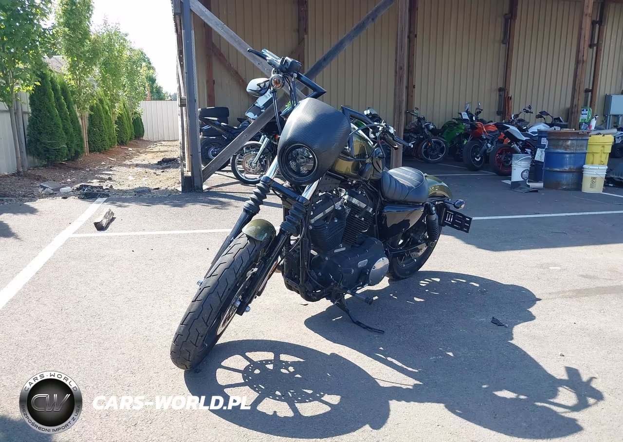 2016 Harley-Davidson Xl883 Iron 883 VIN:1HD4LE21XGC404474 - 2