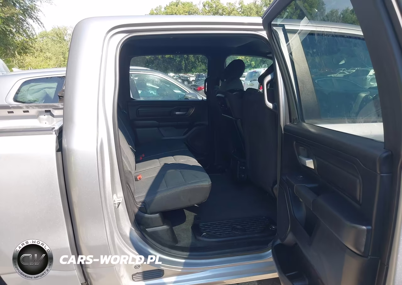 2024 Ram 1500 Tradesman 4X4 5'7 Box VIN:1C6RRFGG1RN190840 - 8
