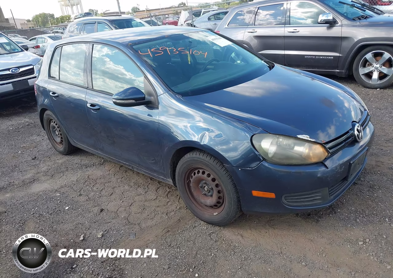 2013 Volkswagen Golf 2.5L 4-Door – zdjęcie 1 z 12