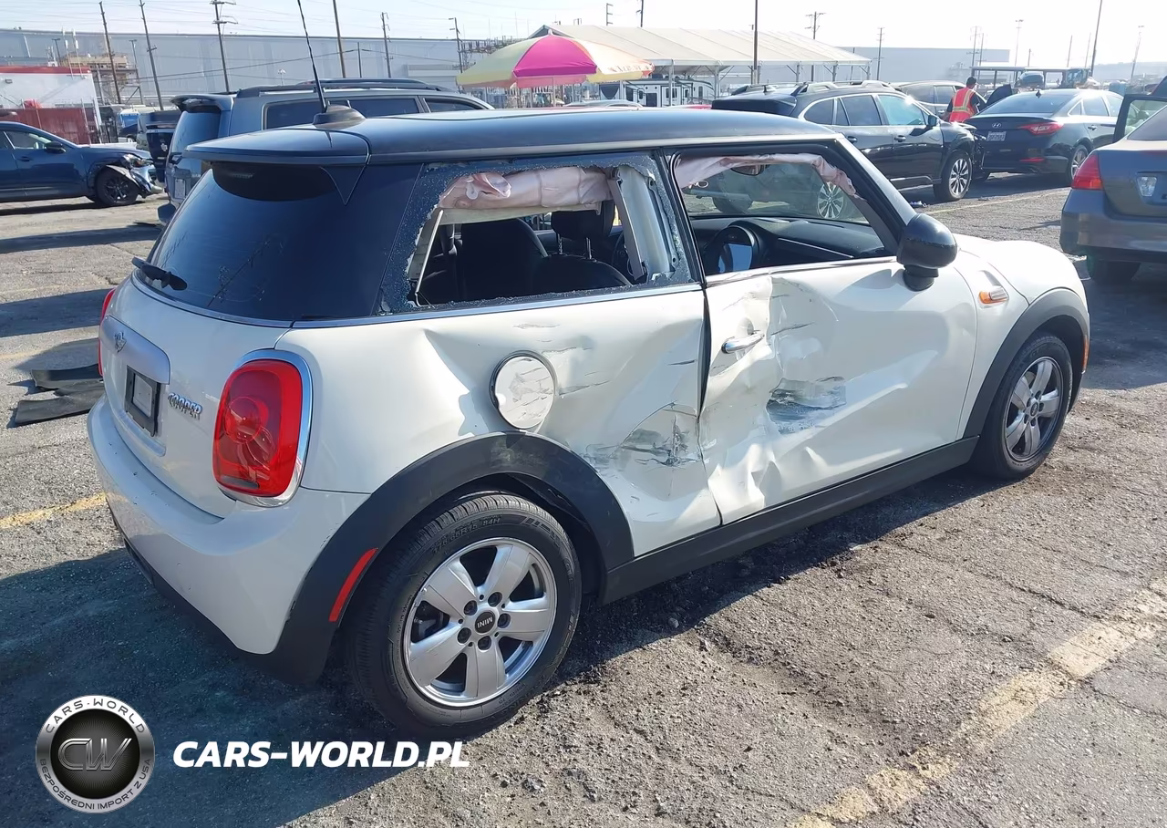 2015 Mini Hardtop Cooper VIN:WMWXM5C5XFT938325 - 4