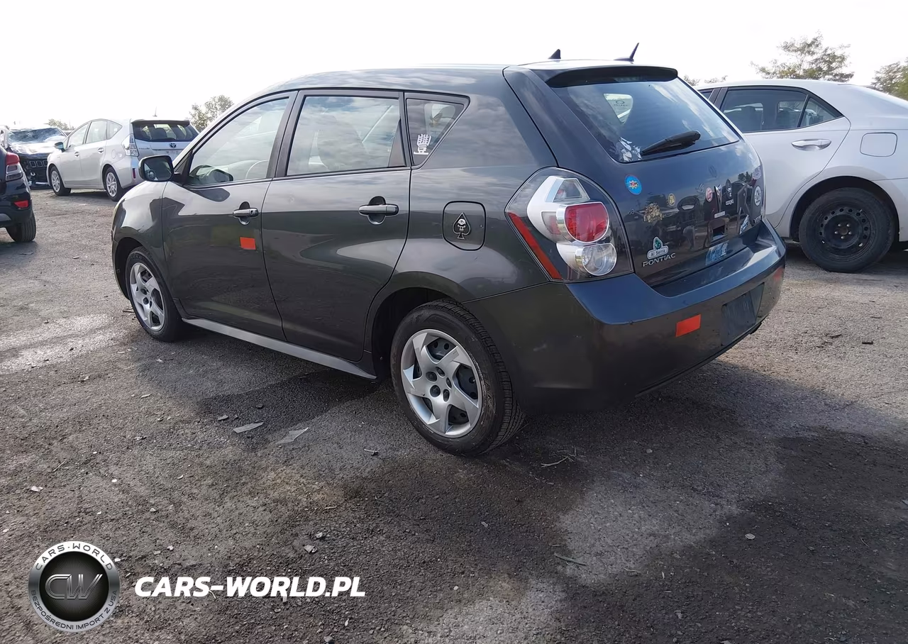 2010 Pontiac Vibe VIN:5Y2SP6E88AZ402884 - 3