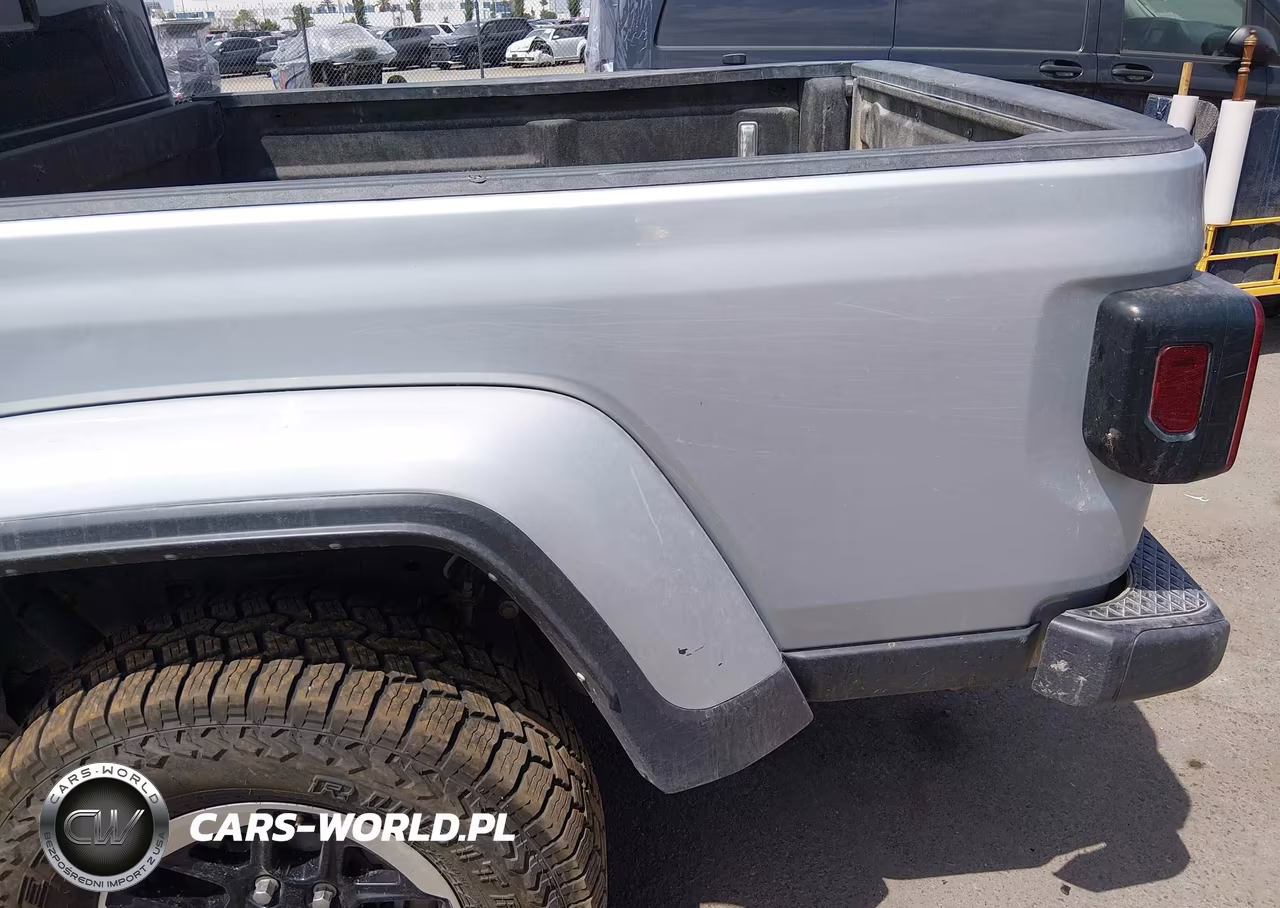 2023 Jeep Gladiator Sport S 4X4 VIN:1C6JJTAG3PL536312 - 18