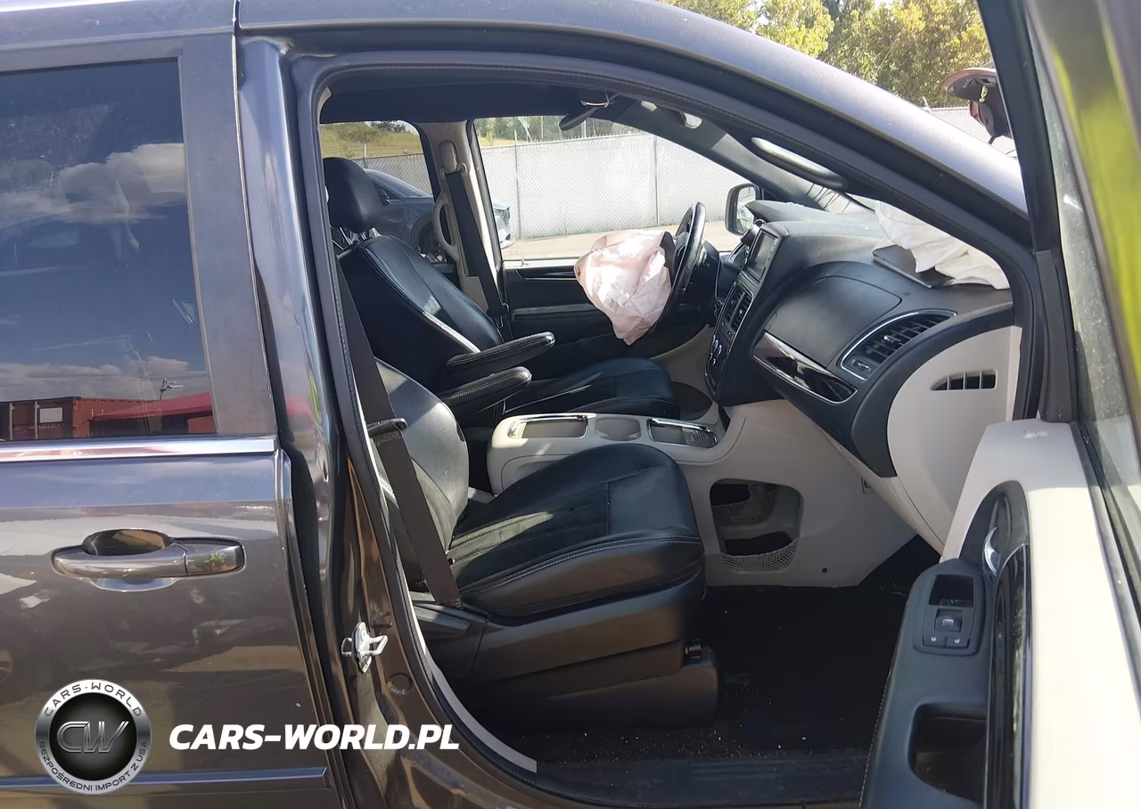 2017 Dodge Grand Caravan Sxt VIN:2C4RDGCG0HR671358 - 5