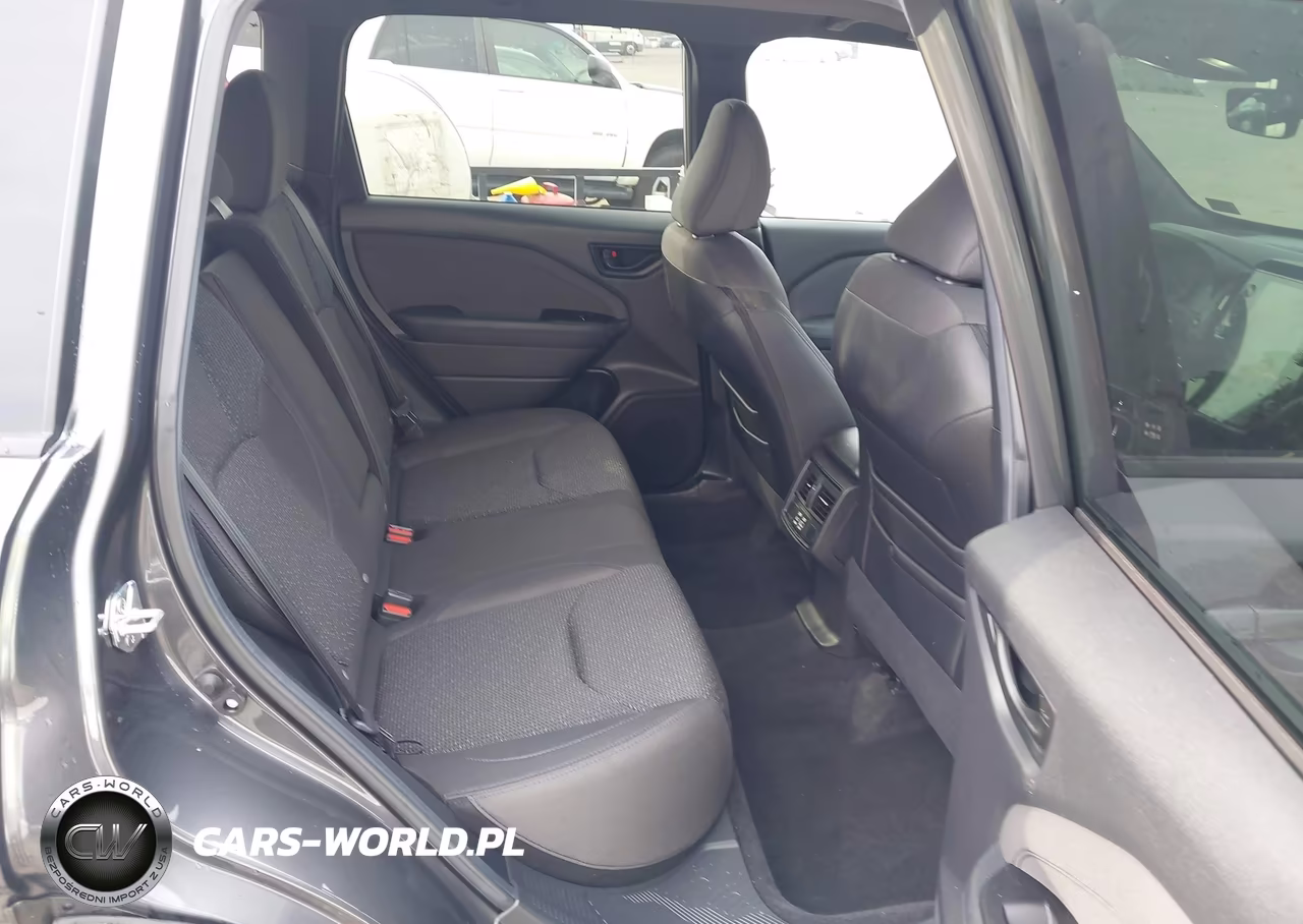 2026 Subaru Forester Premium VIN:4S4SLDD65T3037145 - 8