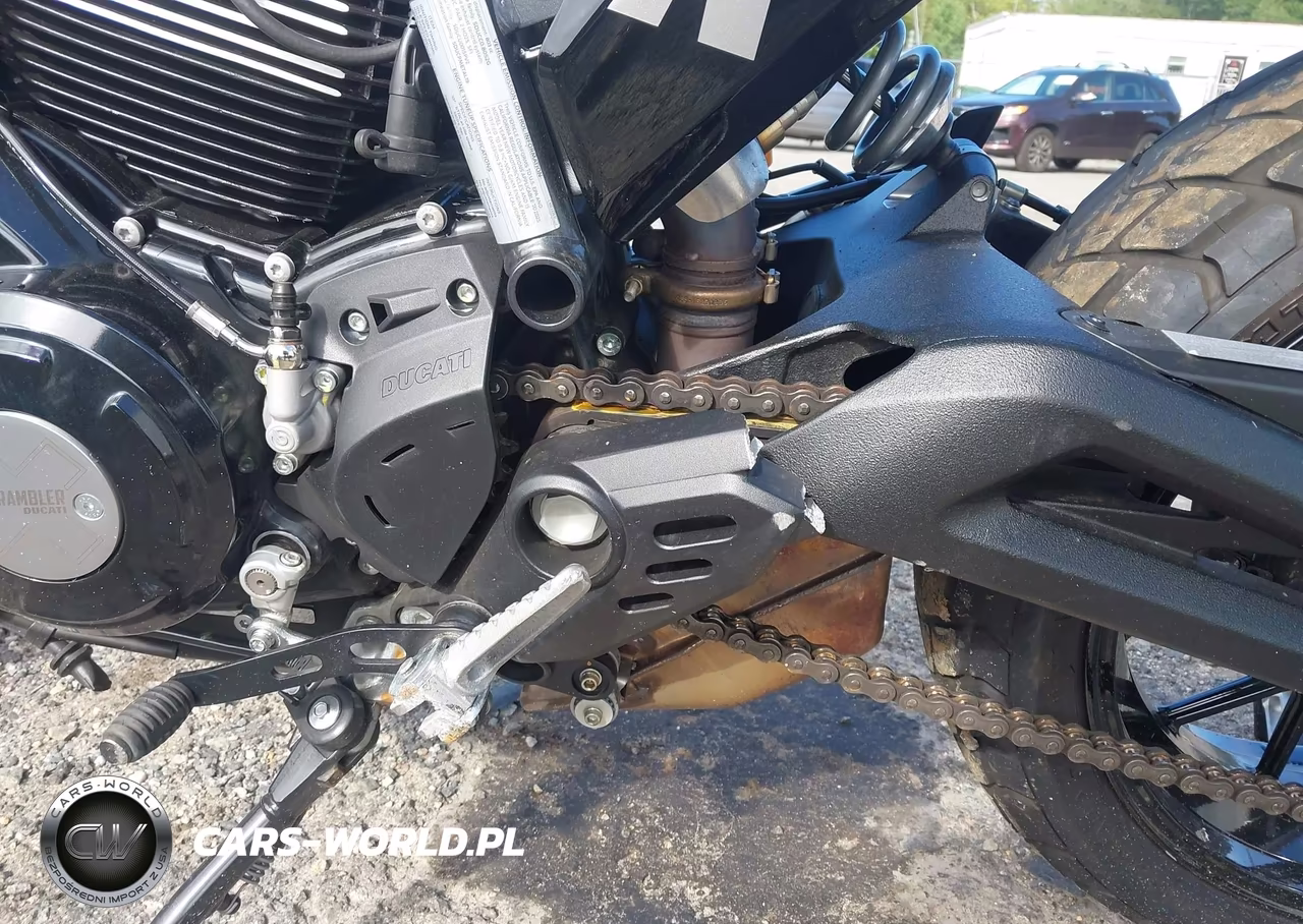 2025 Ducati Scrambler Icon VIN:ZDMKAT3M9SB008728 - 16