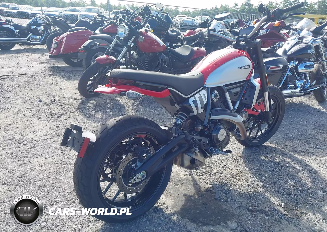 2025 Ducati Scrambler Icon VIN:ZDMKAT3M9SB008728 - 4