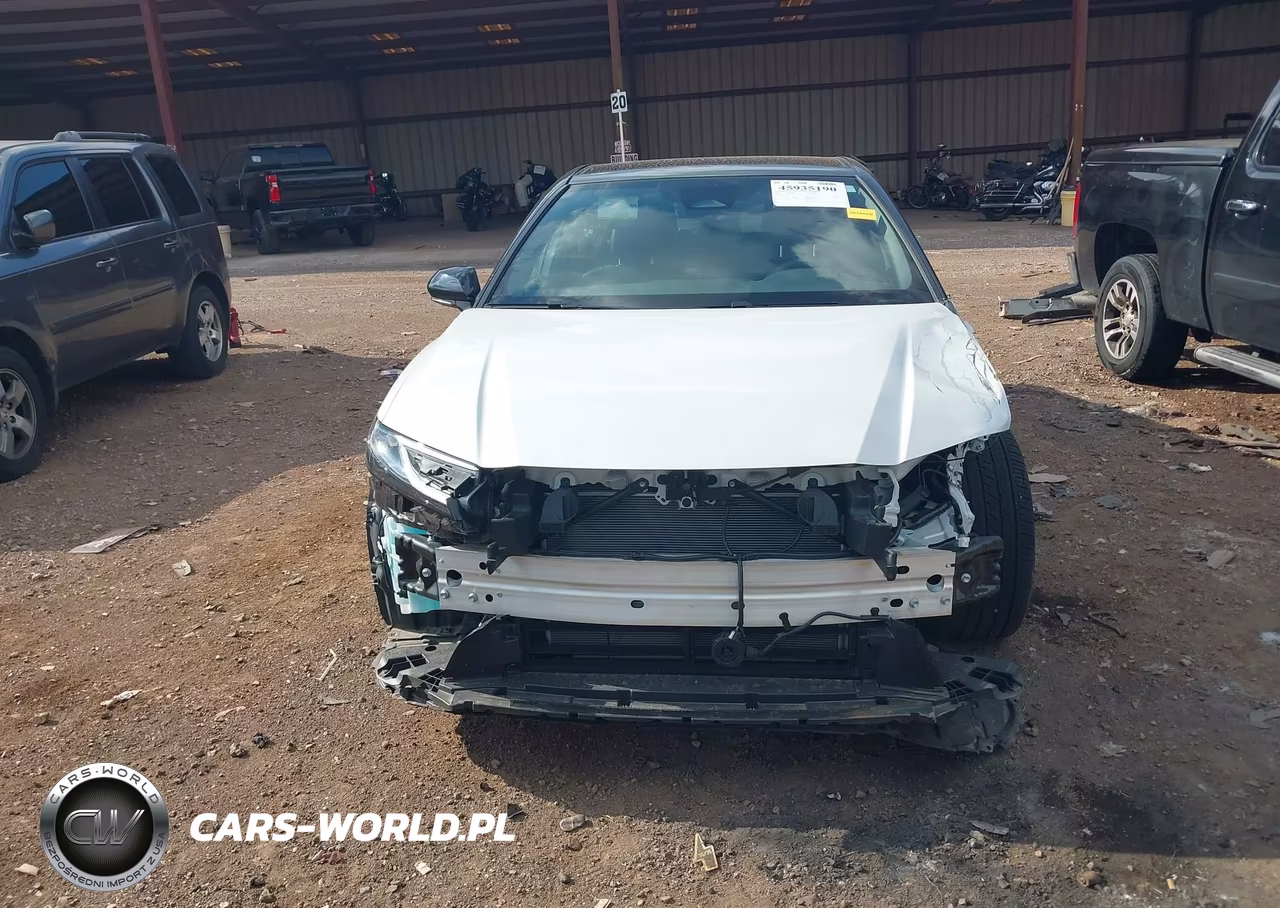 2025 Toyota Camry Xse VIN:4T1DAACK4SU117427 - 13
