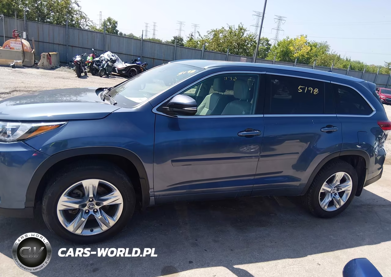 2018 Toyota Highlander Limited VIN:5TDDZRFH8JS889525 - 14
