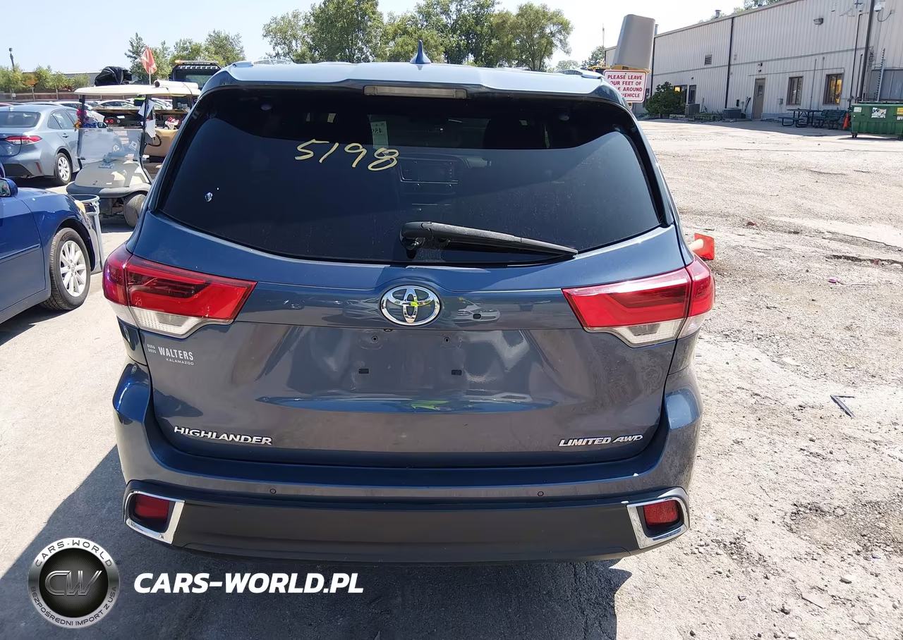 2018 Toyota Highlander Limited VIN:5TDDZRFH8JS889525 - 16