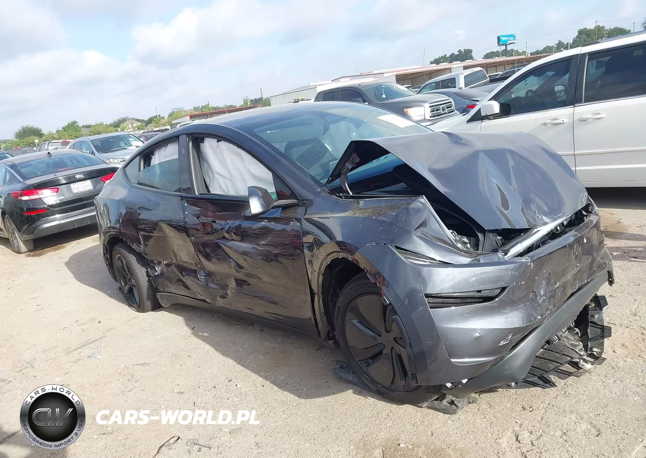 2026 Tesla Model Y VIN:7SAYGDED7TA753242 - 12