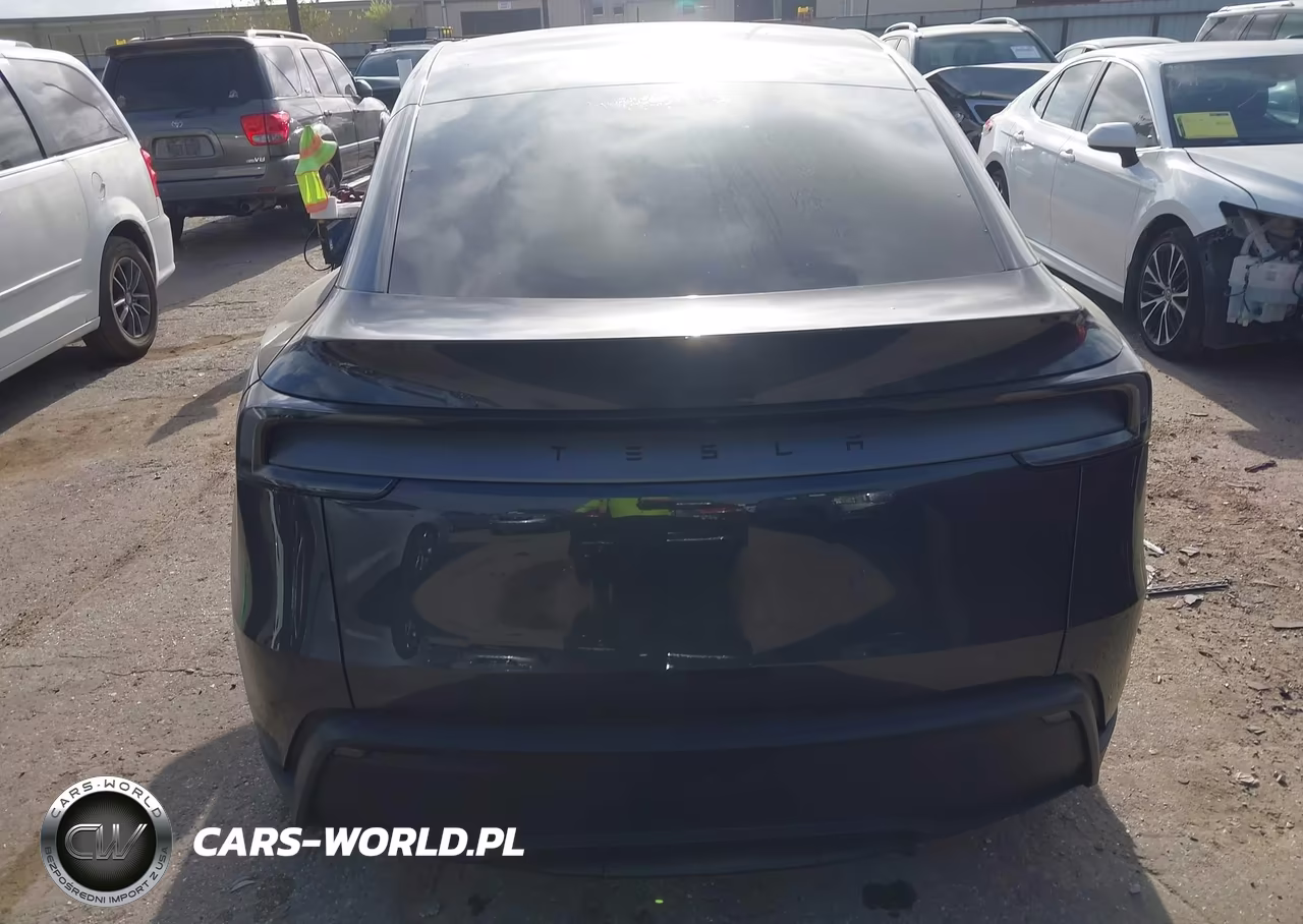 2026 Tesla Model Y VIN:7SAYGDED7TA753242 - 15