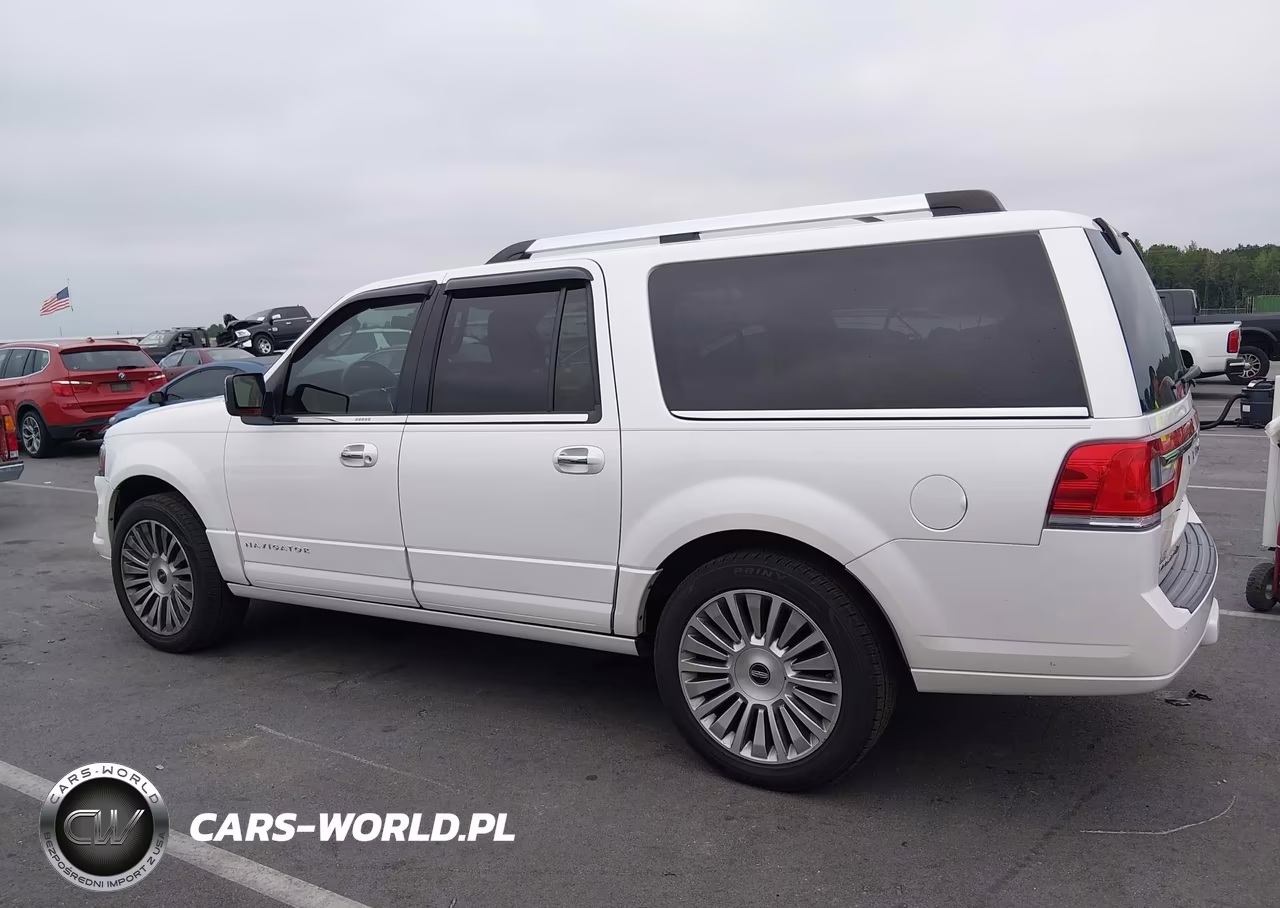 2016 Lincoln Navigator L Select VIN:5LMJJ3JT4GEL11609 - 14