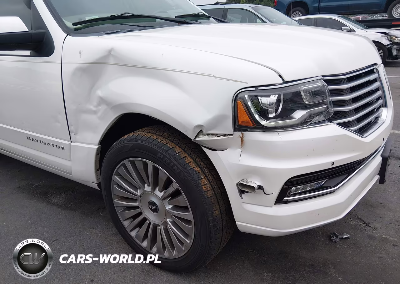 2016 Lincoln Navigator L Select VIN:5LMJJ3JT4GEL11609 - 17