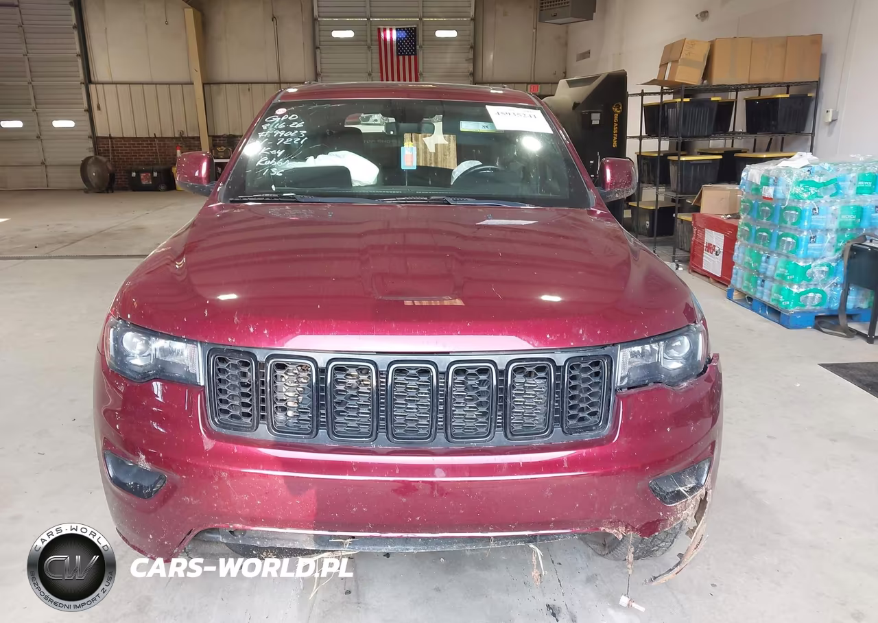 2018 Jeep Grand Cherokee Altitude 4X4 VIN:1C4RJFAG0JC487221 - 13
