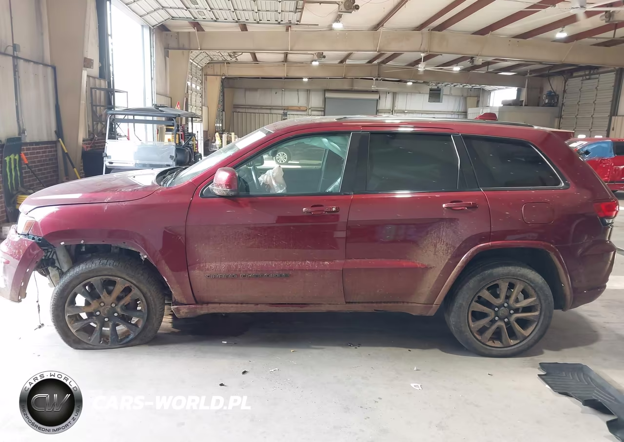 2018 Jeep Grand Cherokee Altitude 4X4 VIN:1C4RJFAG0JC487221 - 15