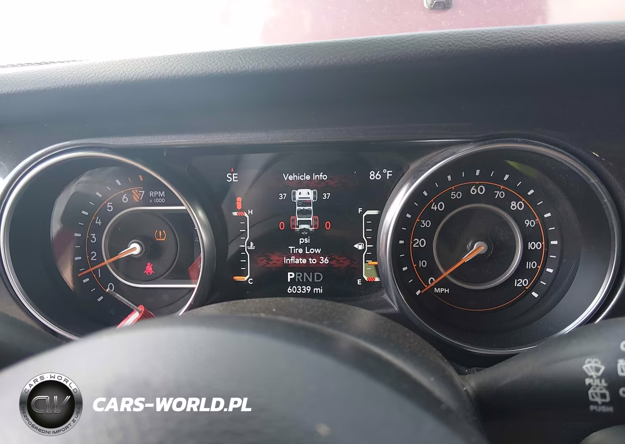 2021 Jeep Wrangler Unlimited Sport Altitude 4X4 VIN:1C4HJXDG0MW717372 - 7