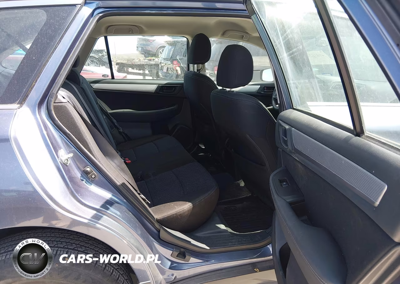 2018 Subaru Outback 2.5I VIN:4S4BSAAC1J3300952 - 8