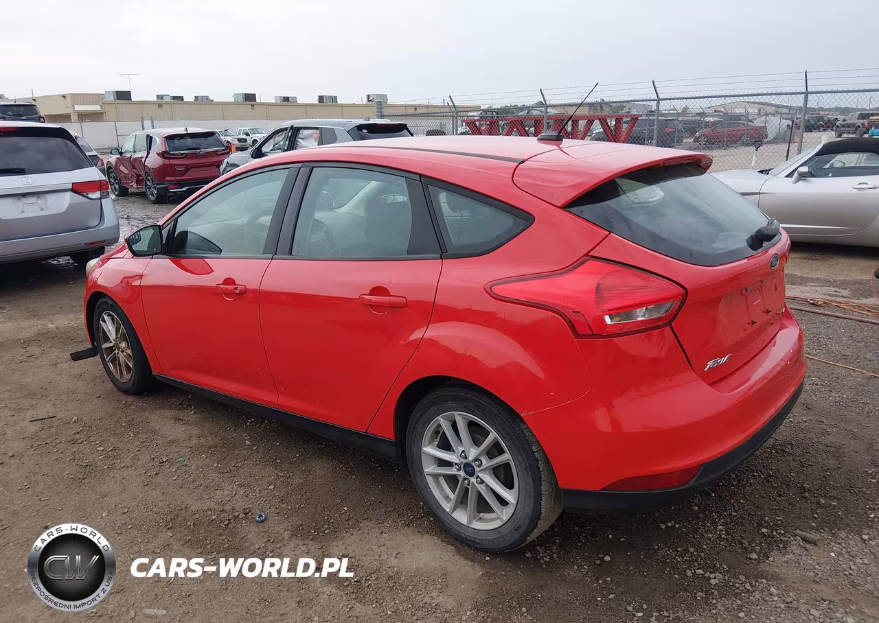 2017 Ford Focus Se VIN:1FADP3K29HL217091 - 3
