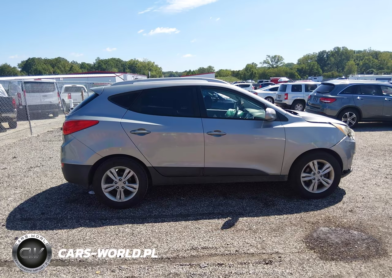 2013 Hyundai Tucson Gls VIN:KM8JU3AC5DU707351 - 13