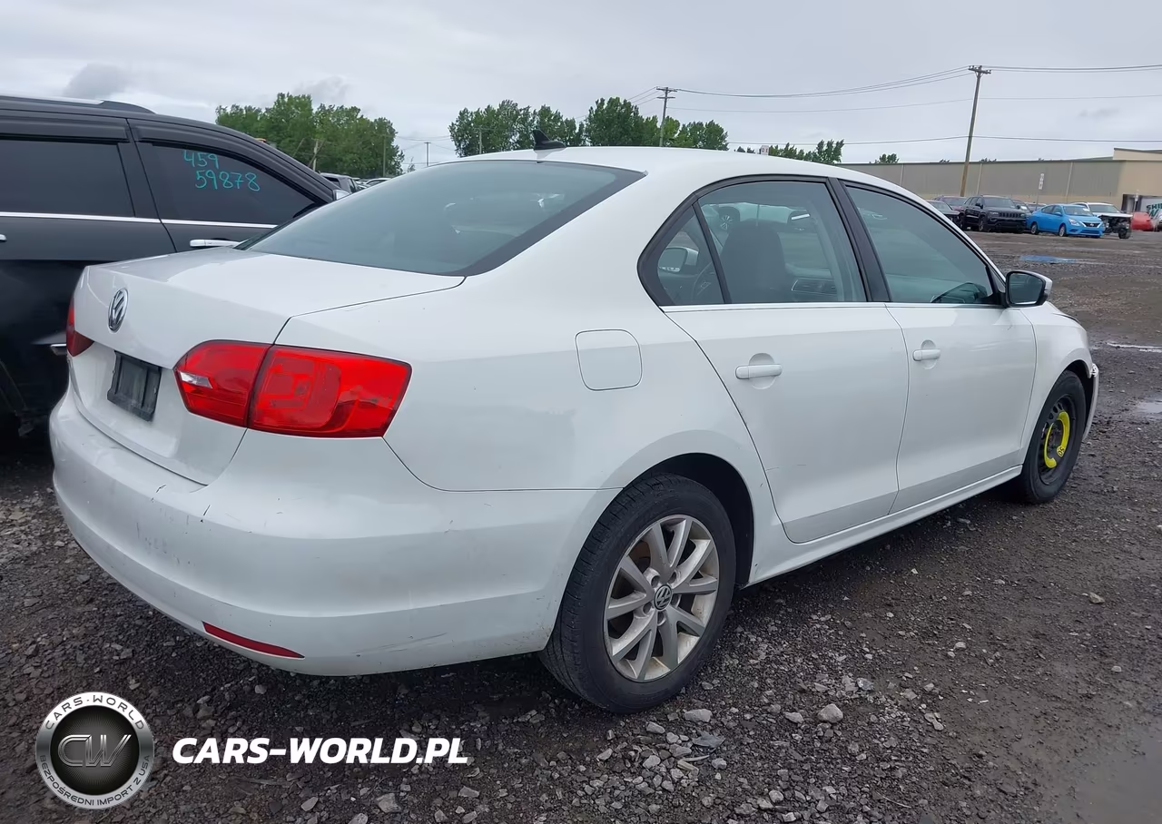 2014 Volkswagen Jetta 1.8T Se VIN:3VWD17AJ1EM417840 - 4