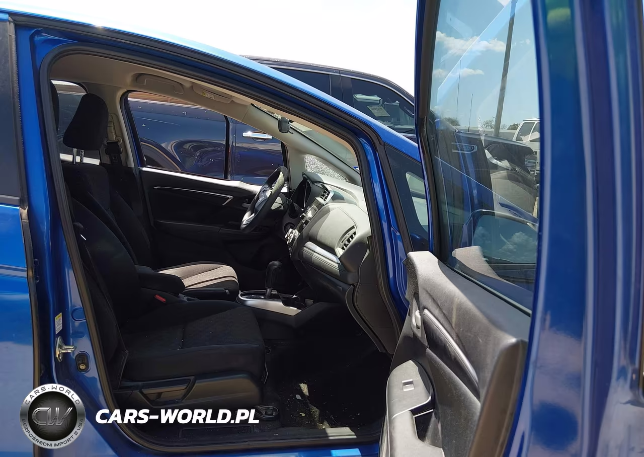 2015 Honda Fit Lx VIN:3HGGK5H51FM780393 - 5