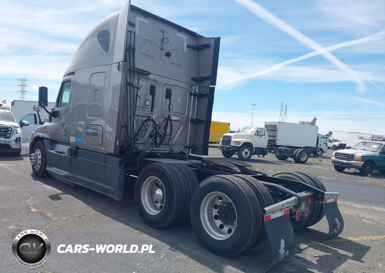 2016 Freightliner Cascadia 125 VIN:3AKJGLDR4GSGV7788 - 3