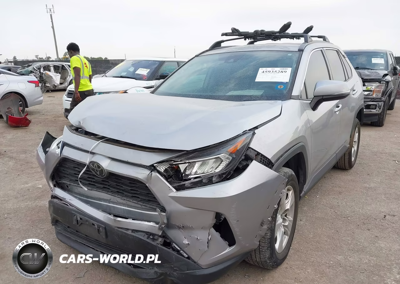 2021 Toyota Rav4 Xle VIN:2T3W1RFV0MC168982 - 2