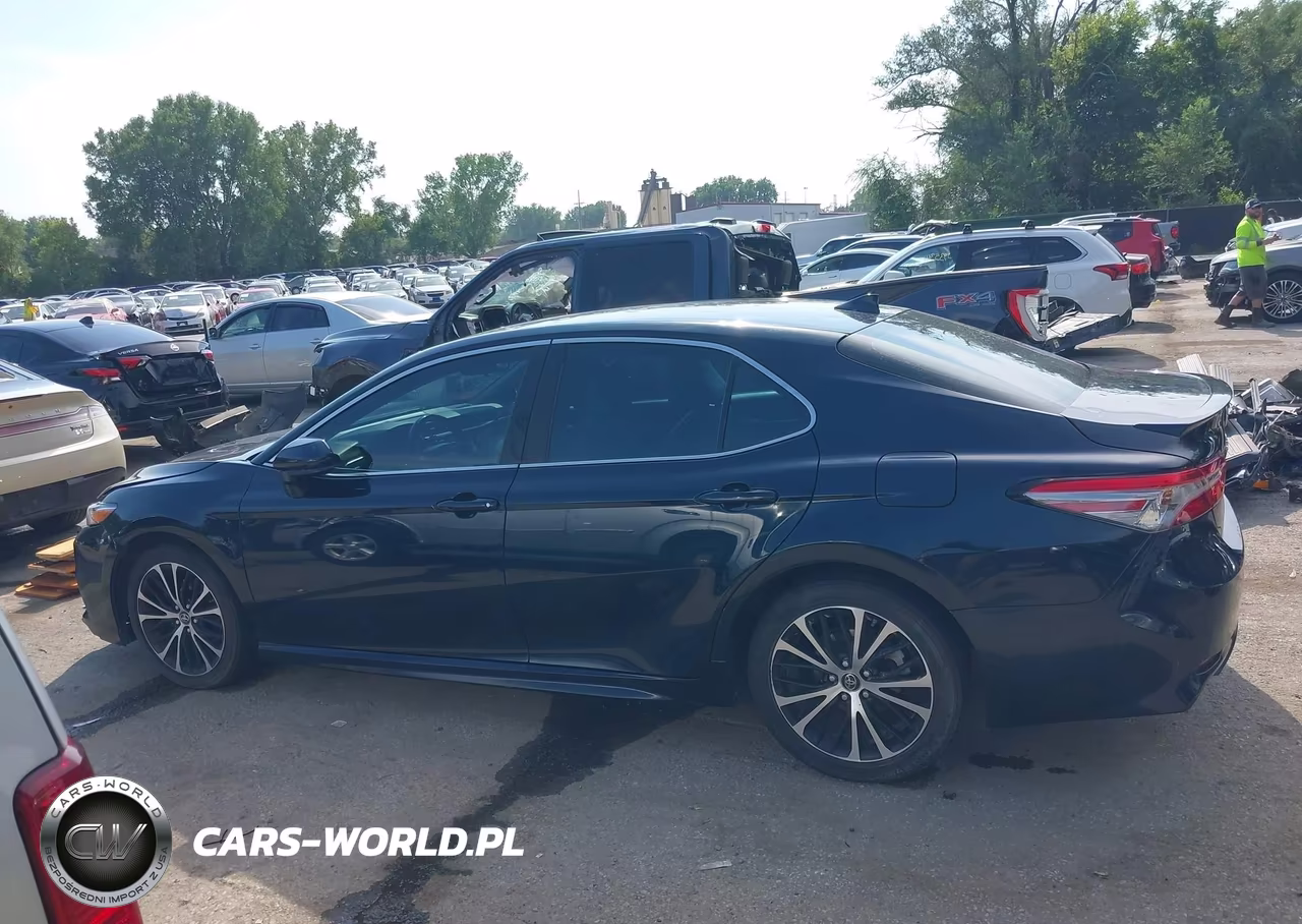 2019 Toyota Camry Se VIN:4T1B11HK8KU724012 - 14