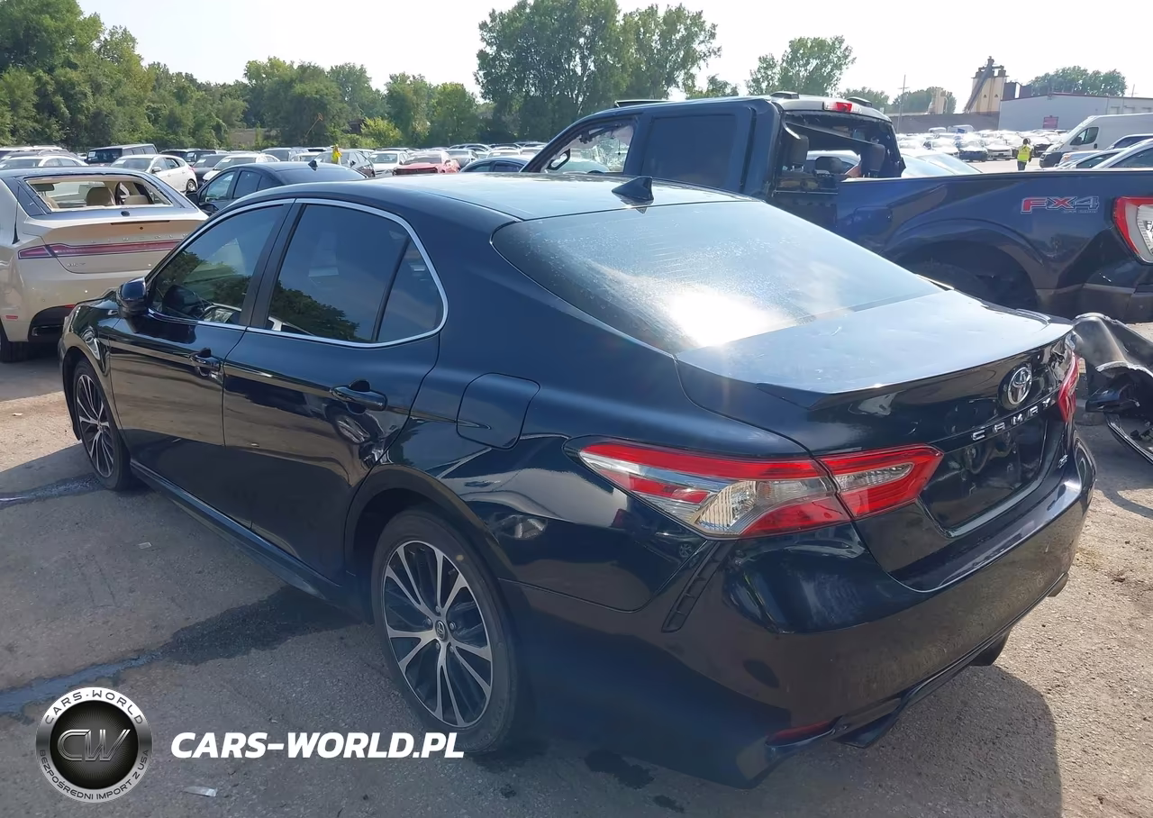 2019 Toyota Camry Se VIN:4T1B11HK8KU724012 - 3