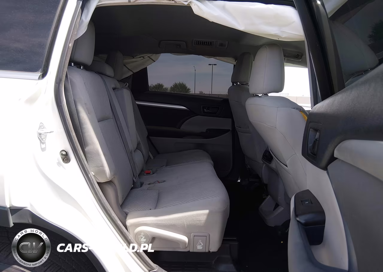2015 Toyota Highlander Le V6 VIN:5TDZKRFHXFS089813 - 8
