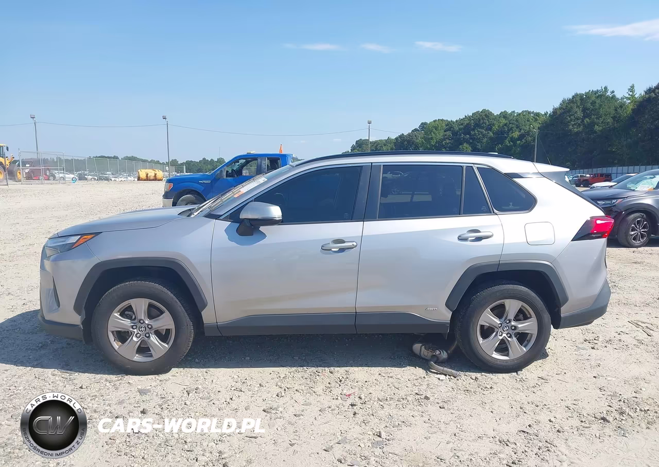 2023 Toyota Rav4 Hybrid Xle VIN:JTMRWRFV7PD195451 - 14