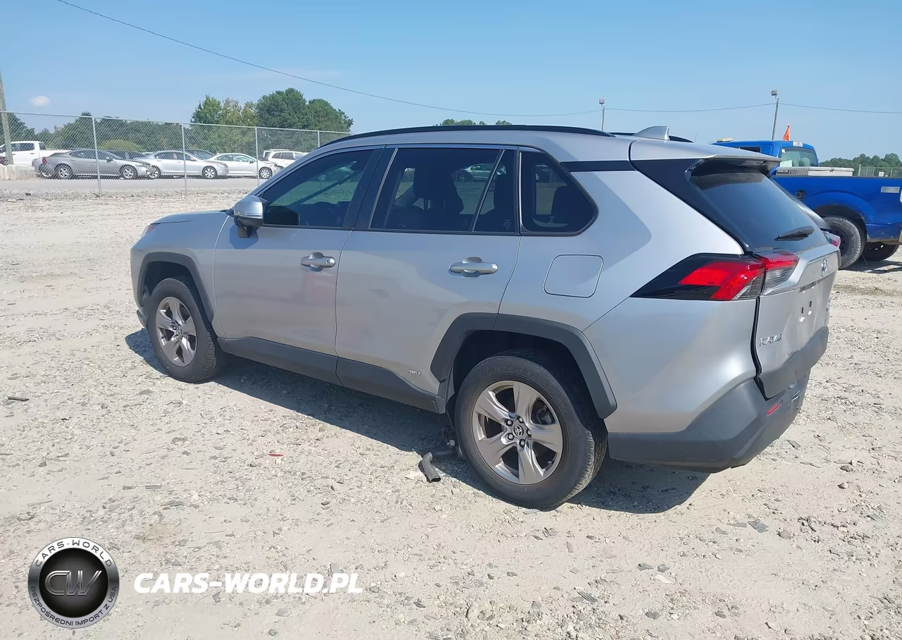2023 Toyota Rav4 Hybrid Xle VIN:JTMRWRFV7PD195451 - 3